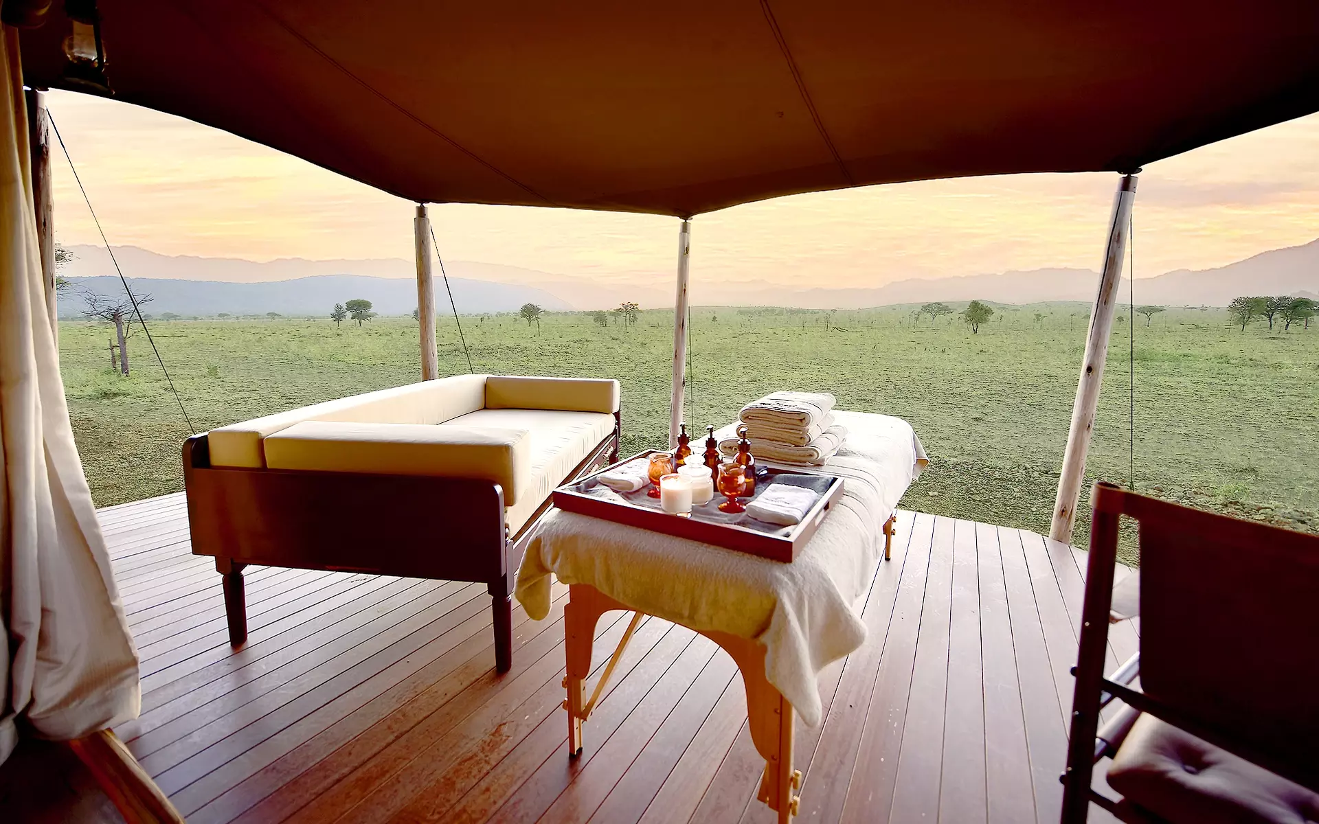 Luxury massage experience on African Safari