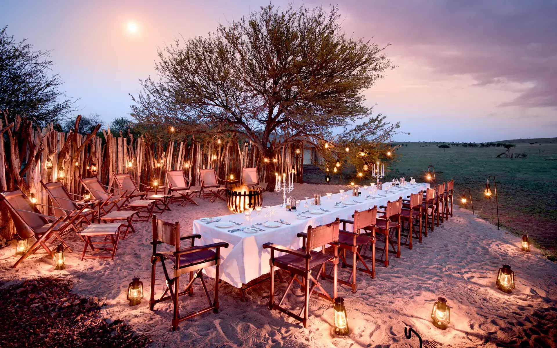 Outdoor dining under the African stars